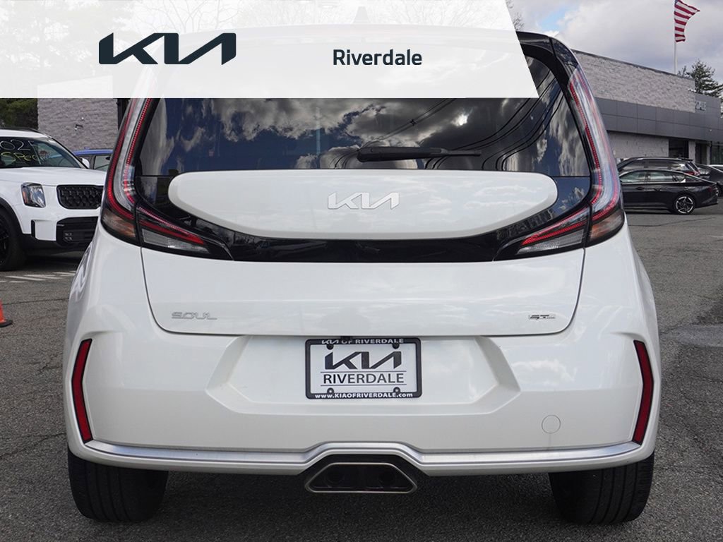 Used 2023 Kia Soul GT-Line w/ GT-Line Technology Package image 13