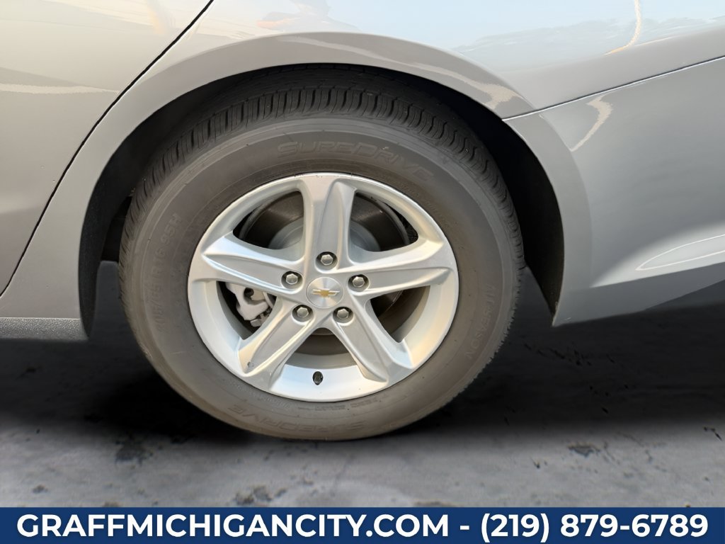 Used 2024 Chevrolet Malibu LT FWD image 34