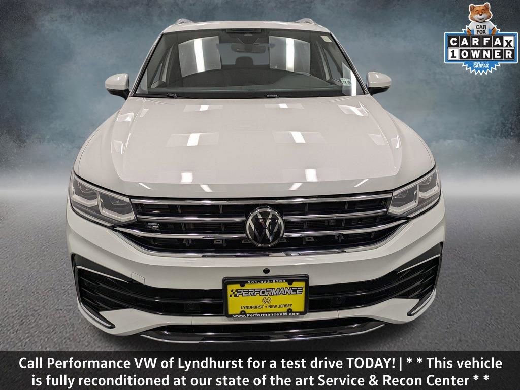 Used 2022 Volkswagen Tiguan SEL R-Line image 2