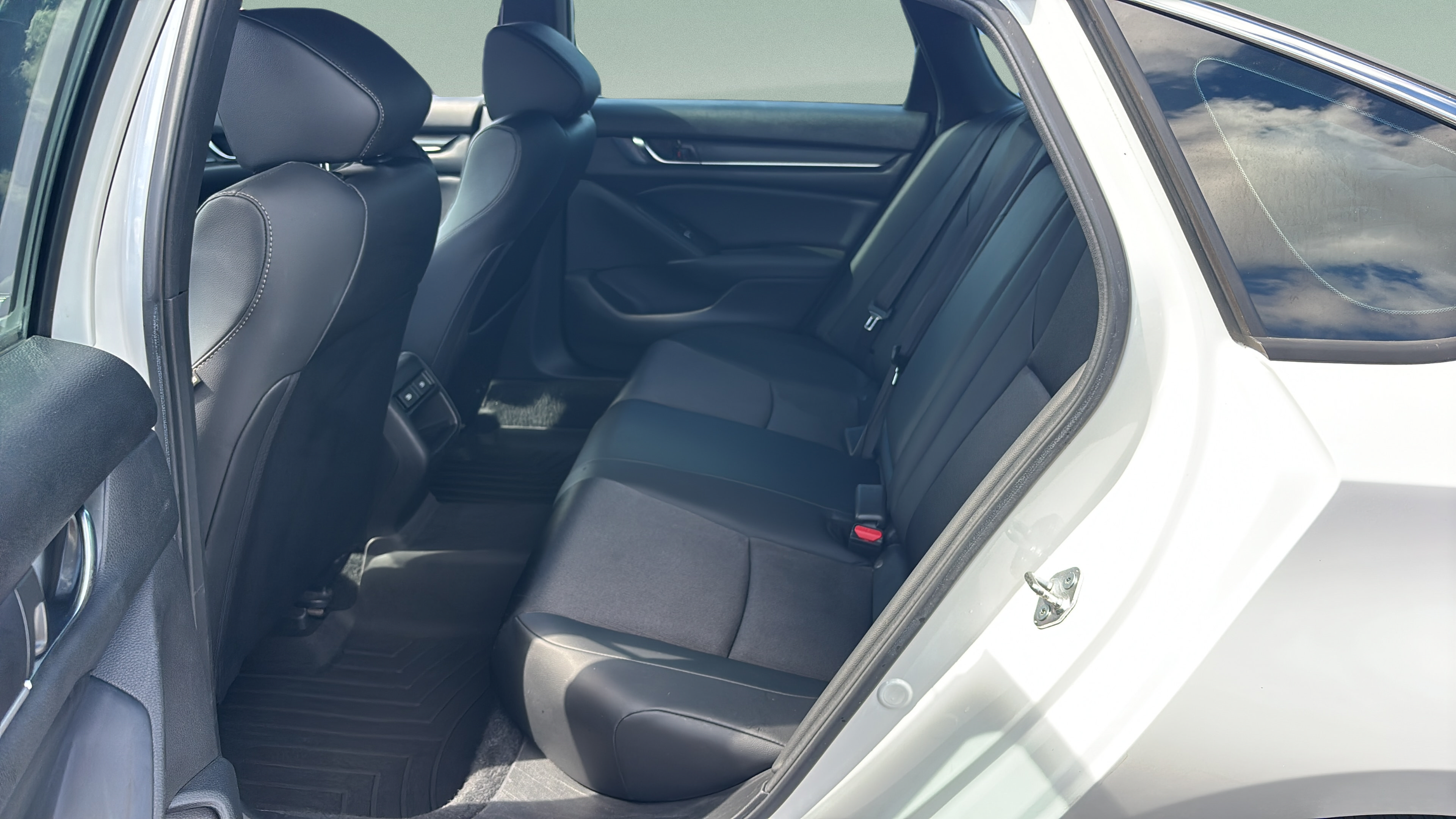 Certified 2021 Honda Accord Sport image 10