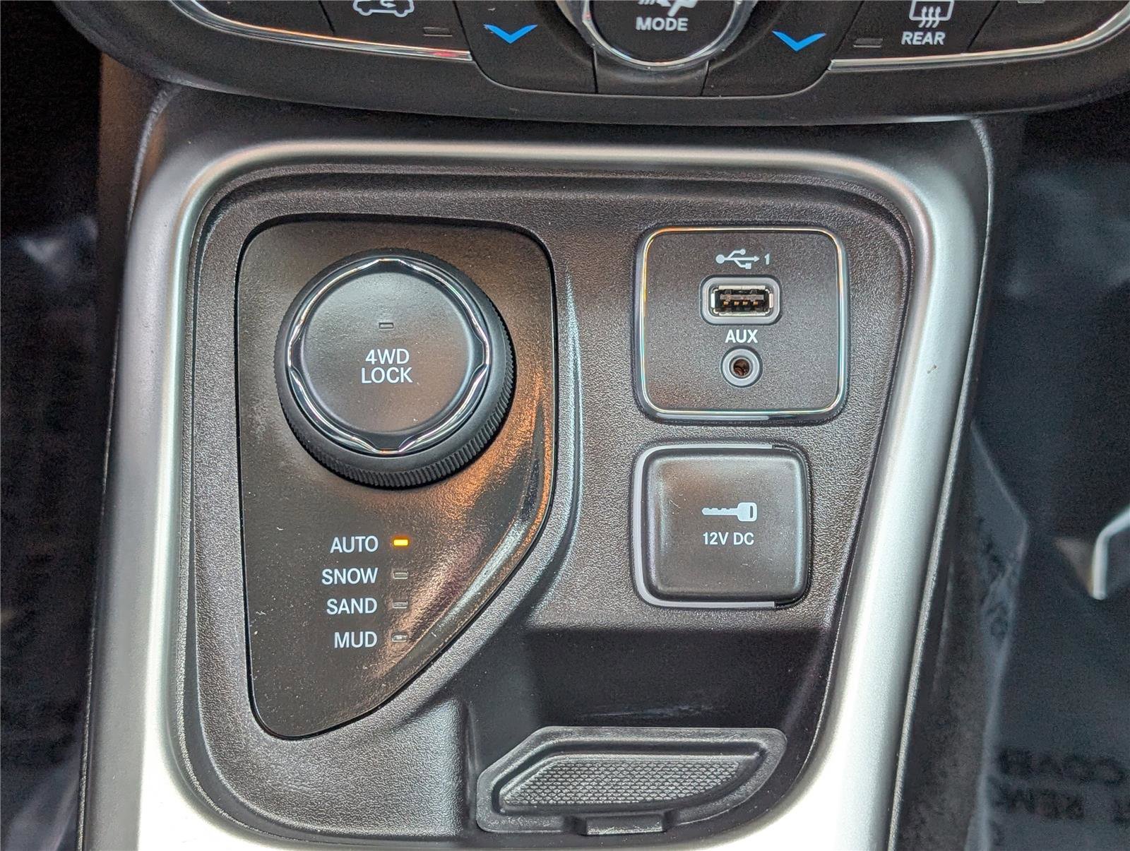 Used 2019 Jeep Compass Latitude w/ Popular Equipment Group image 25