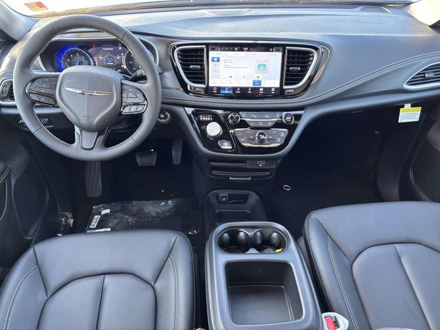 New 2026 Chrysler Pacifica Select w/ S Appearance Package FWD image 3