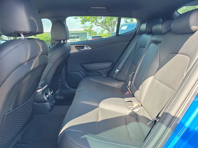 Used 2018 Kia Stinger GT RWD image 7