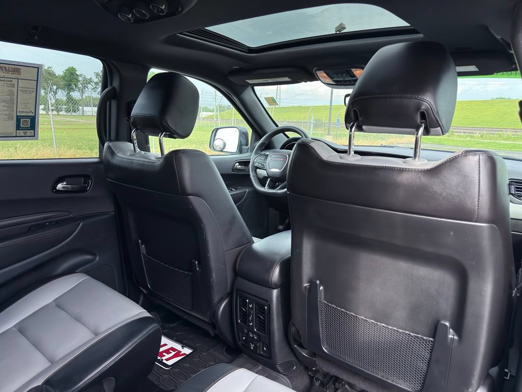 Used 2022 Dodge Durango R/T w/ Blacktop Package AWD/4WD image 34