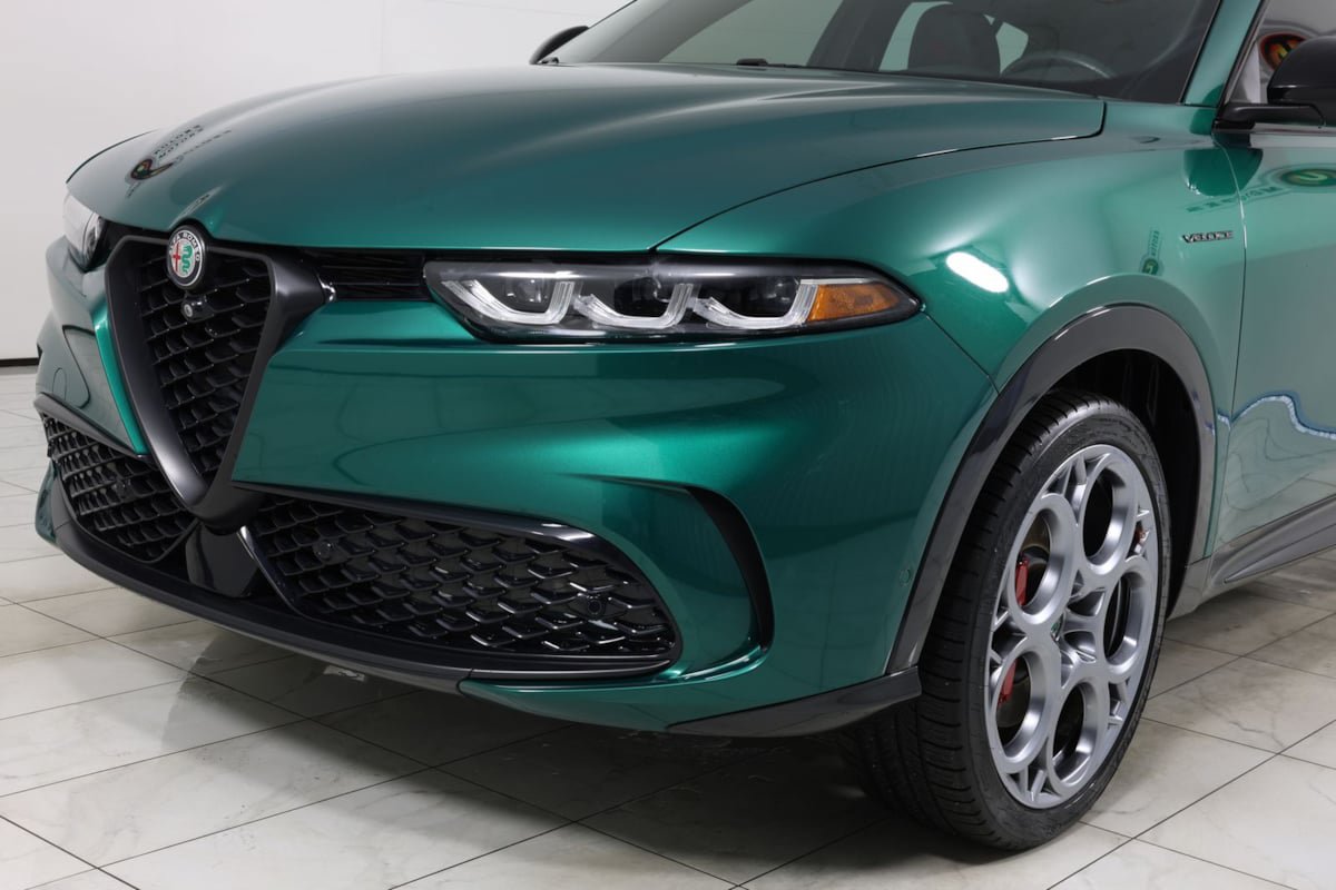 Used 2024 Alfa Romeo Tonale Veloce w/ Active Assist Package AWD/4WD image 49