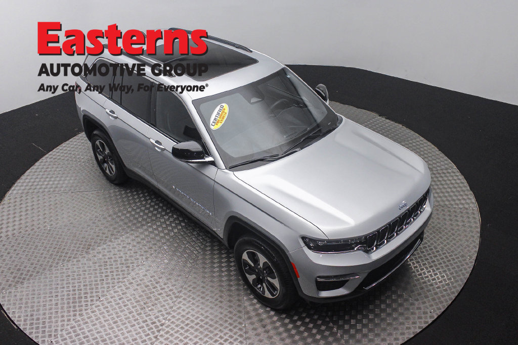 Used 2024 Jeep Grand Cherokee Limited 4xe AWD/4WD image 4