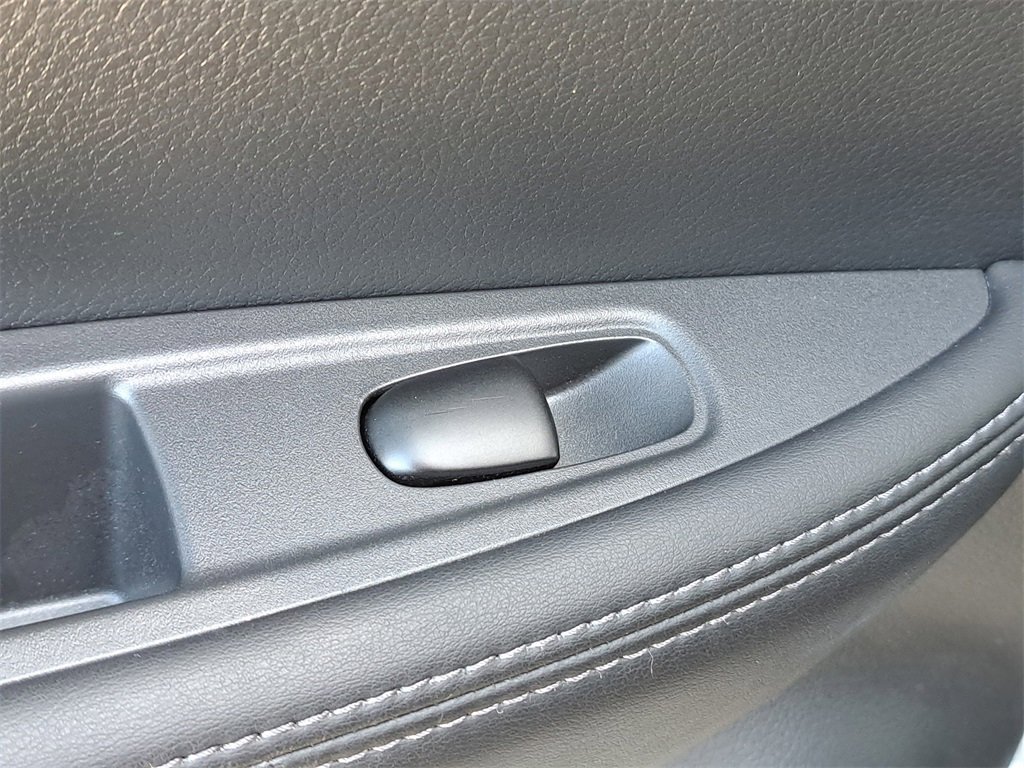Certified 2021 Nissan Rogue Sport S image 19