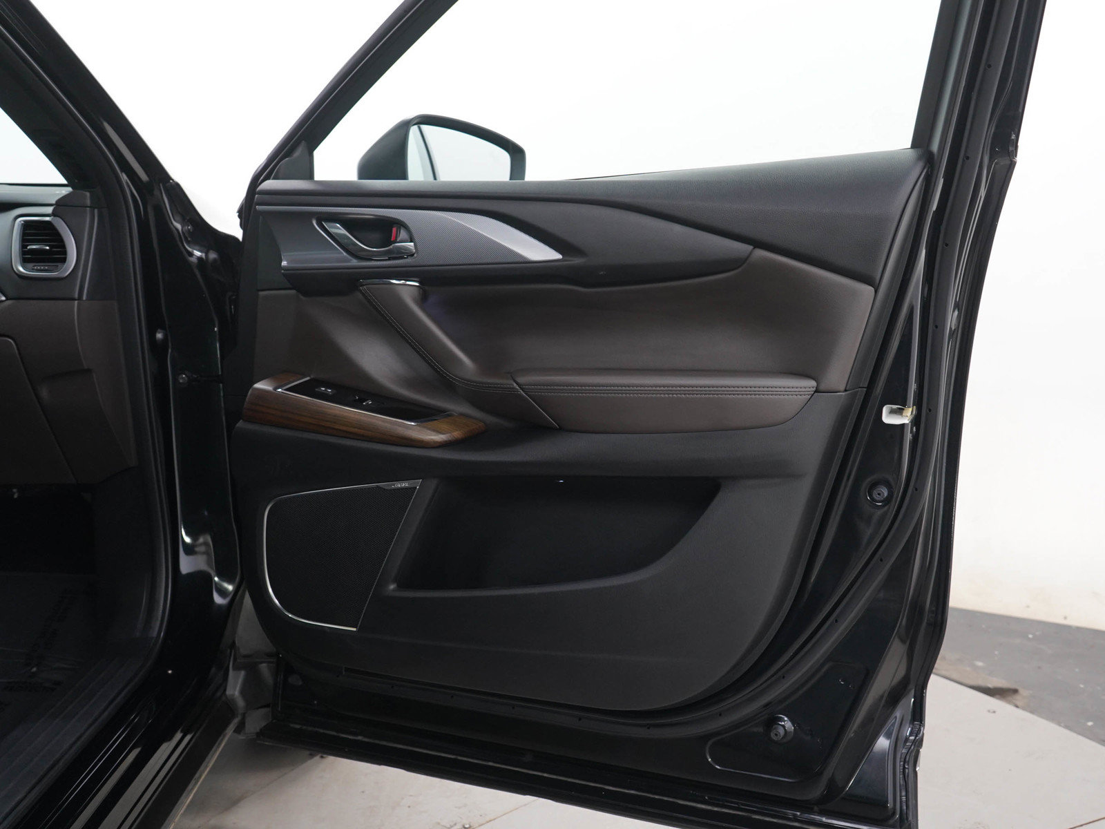 Used 2022 MAZDA CX-9 Signature AWD/4WD image 9