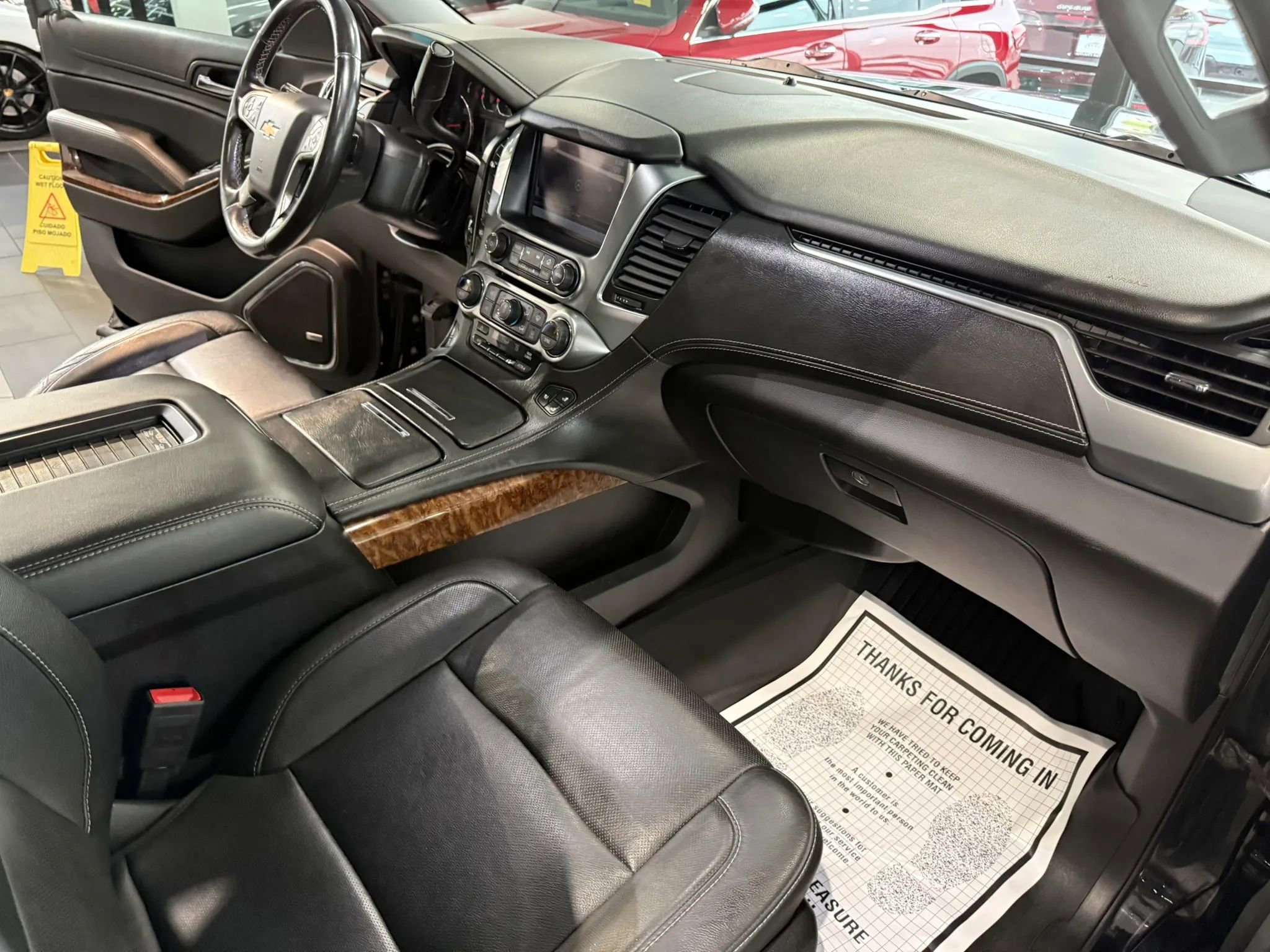 Used 2019 Chevrolet Suburban Premier image 9