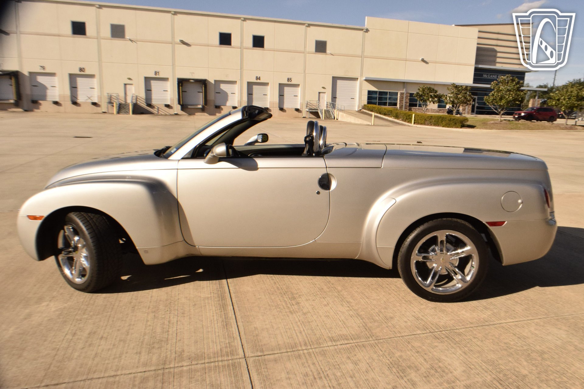 Used 2006 Chevrolet SSR w/ Preferred Equipment Group RWD image 2