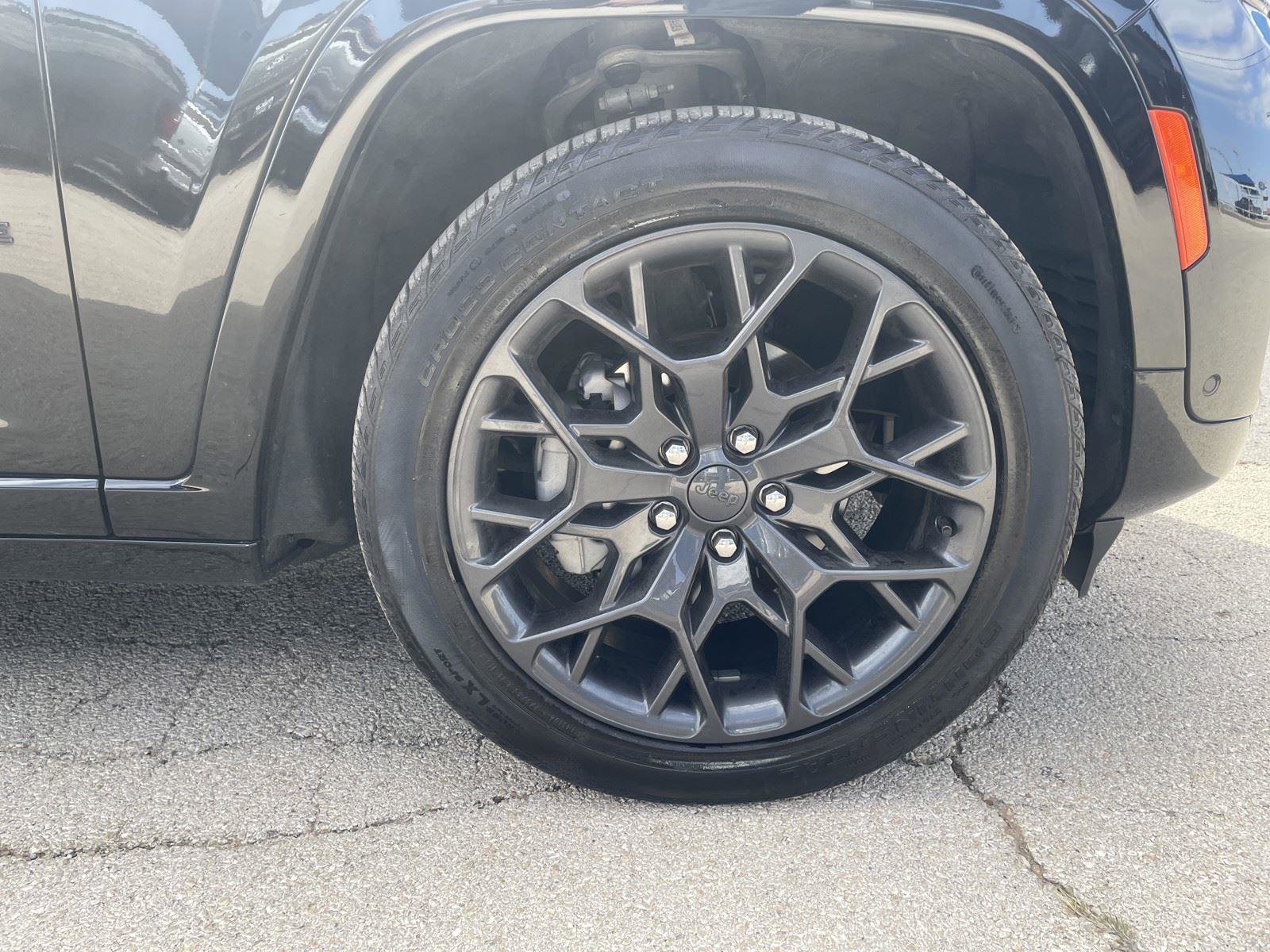 Used 2025 Jeep Grand Cherokee Summit image 39