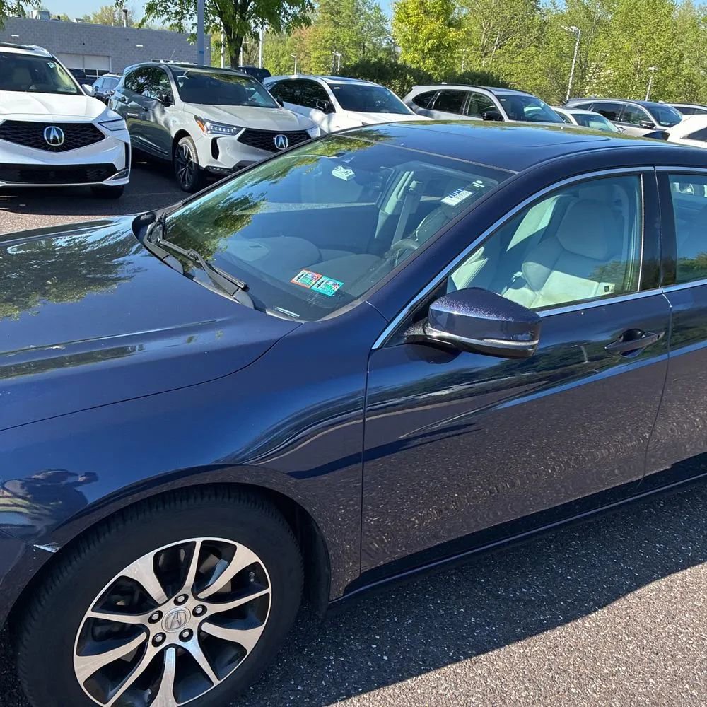 Used 2015 Acura TLX w/ Technology Package FWD image 12