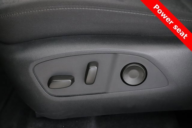 Used 2025 GMC Acadia Elevation image 18