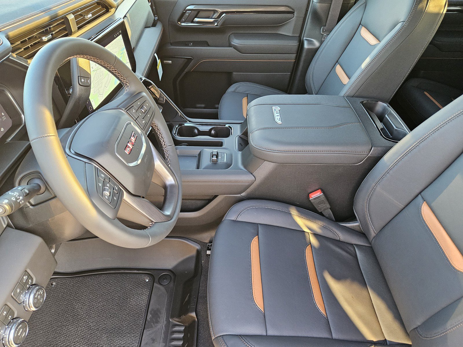 New 2026 GMC Sierra 2500 AT4 w/ AT4 Premium Plus Package AWD/4WD image 9