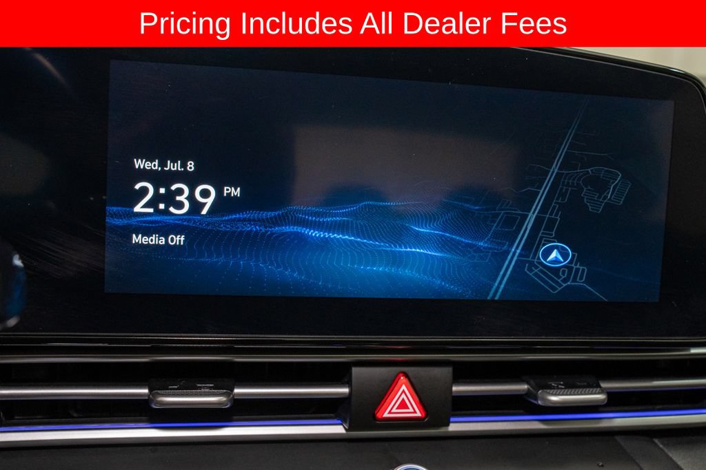 Used 2023 Hyundai Elantra Limited FWD image 12