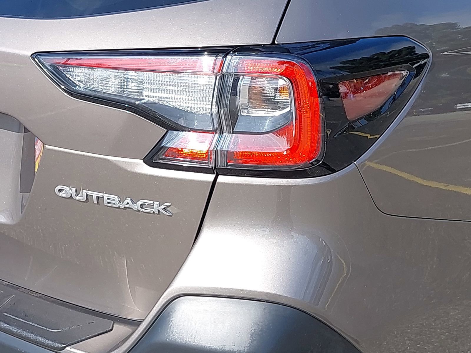 Used 2022 Subaru Outback Premium image 35