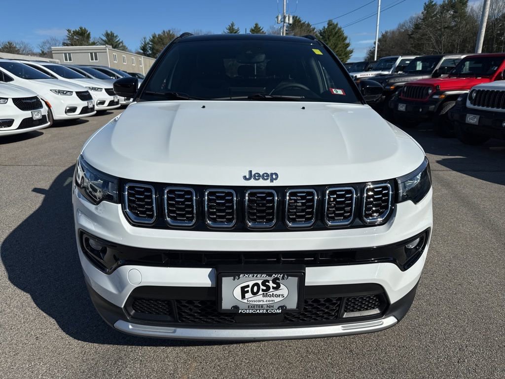 Used 2024 Jeep Compass Limited image 8