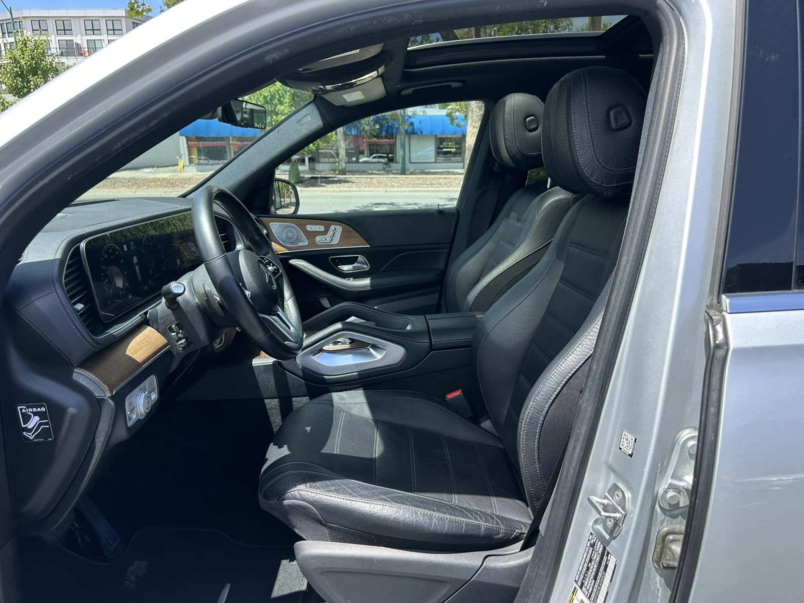 Used 2020 Mercedes-Benz GLS 450 4MATIC image 17