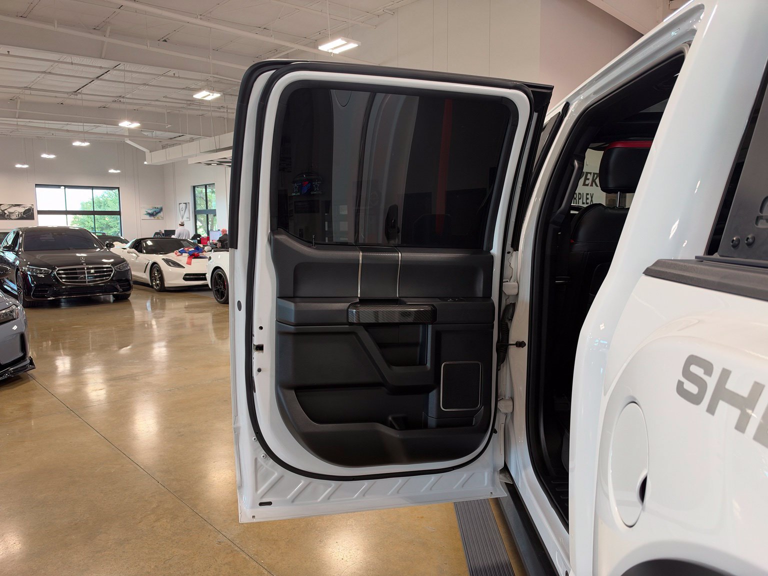 Used 2018 Ford F150 Raptor w/ Equipment Group 802A Luxury AWD/4WD image 41