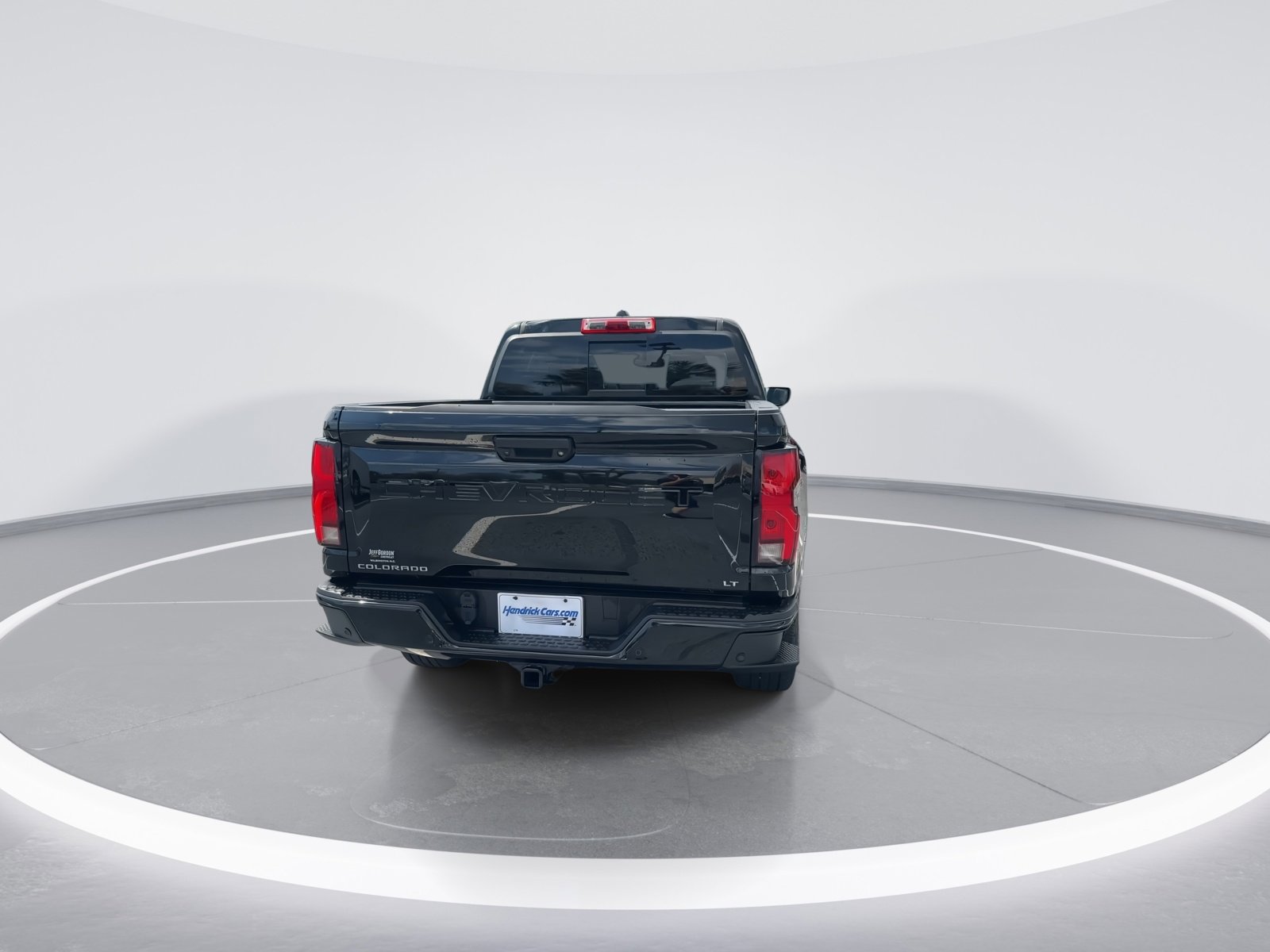 Used 2024 Chevrolet Colorado LT w/ LT Convenience Package III image 9