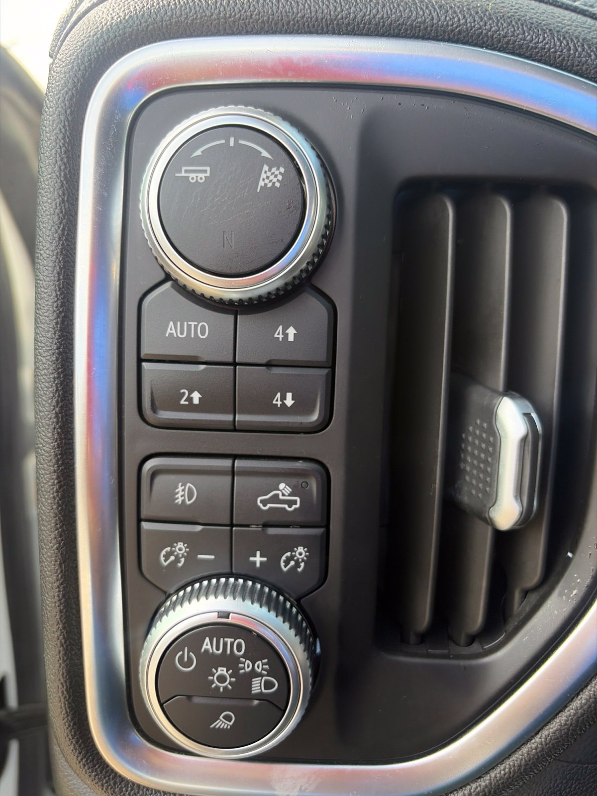 Used 2019 GMC Sierra 1500 SLT w/ SLT Premium Package AWD/4WD image 19