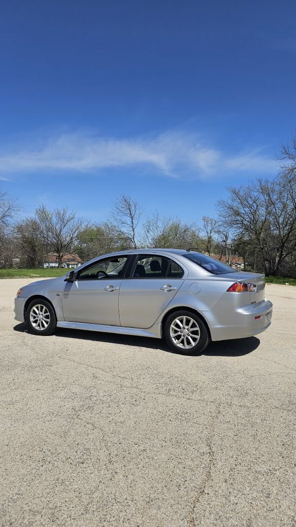 Used 2016 Mitsubishi Lancer ES FWD image 4