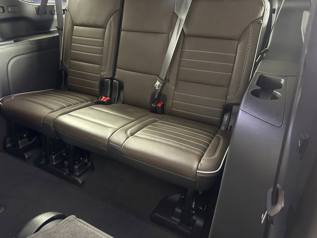 Used 2025 GMC Yukon XL Denali Ultimate image 26