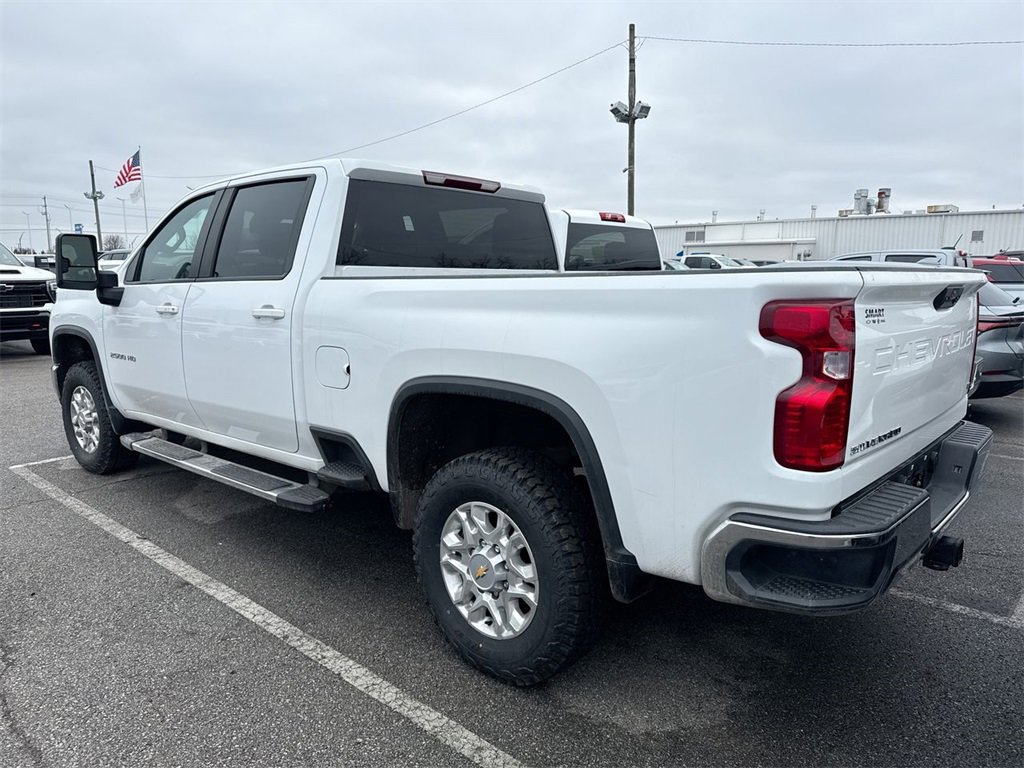 Used 2024 Chevrolet Silverado 2500 LT image 3
