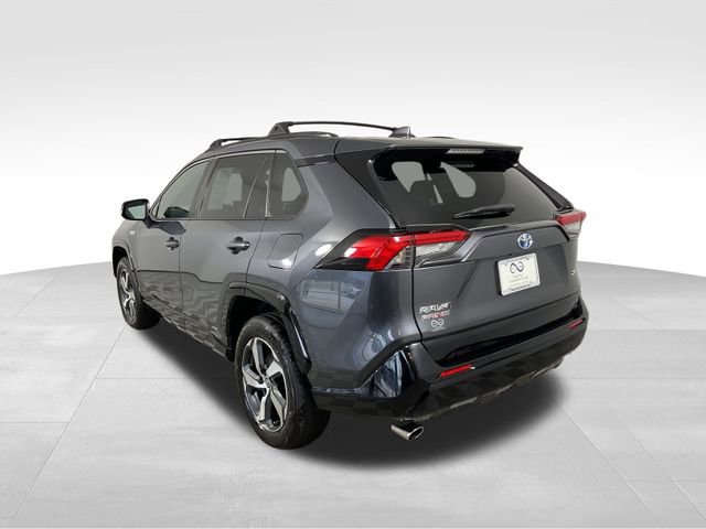 Used 2023 Toyota RAV4 SE w/ Weather & Moonroof Package image 7