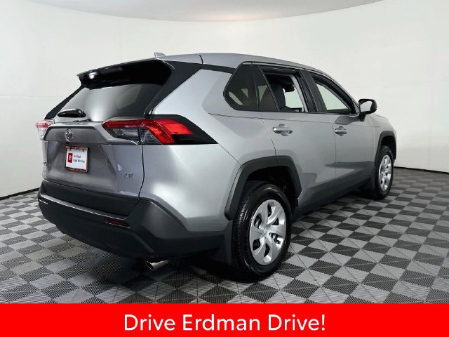 Certified 2025 Toyota RAV4 LE FWD image 22