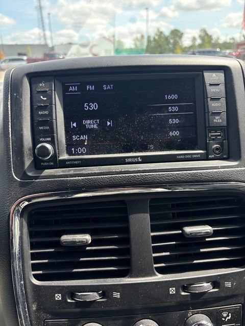 Used 2020 Dodge Grand Caravan SXT FWD image 10