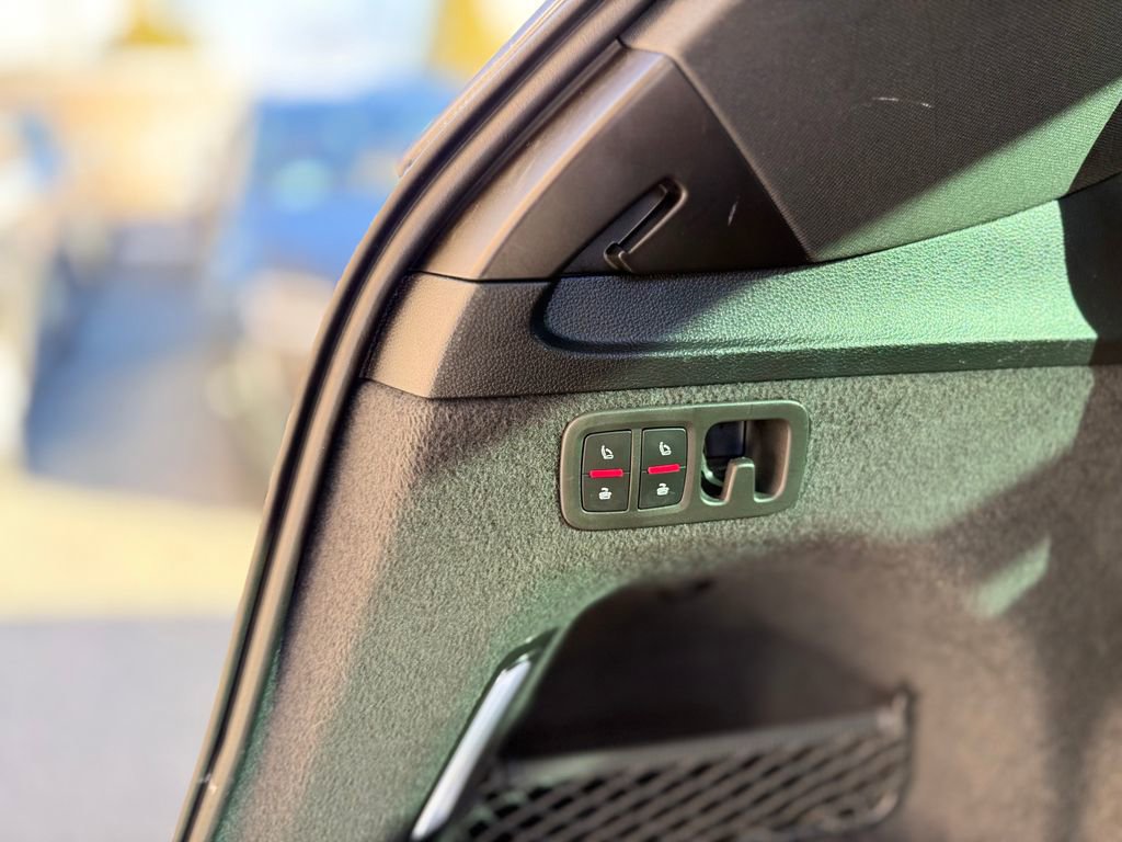 Used 2022 Audi Q7 2.0T Premium image 31