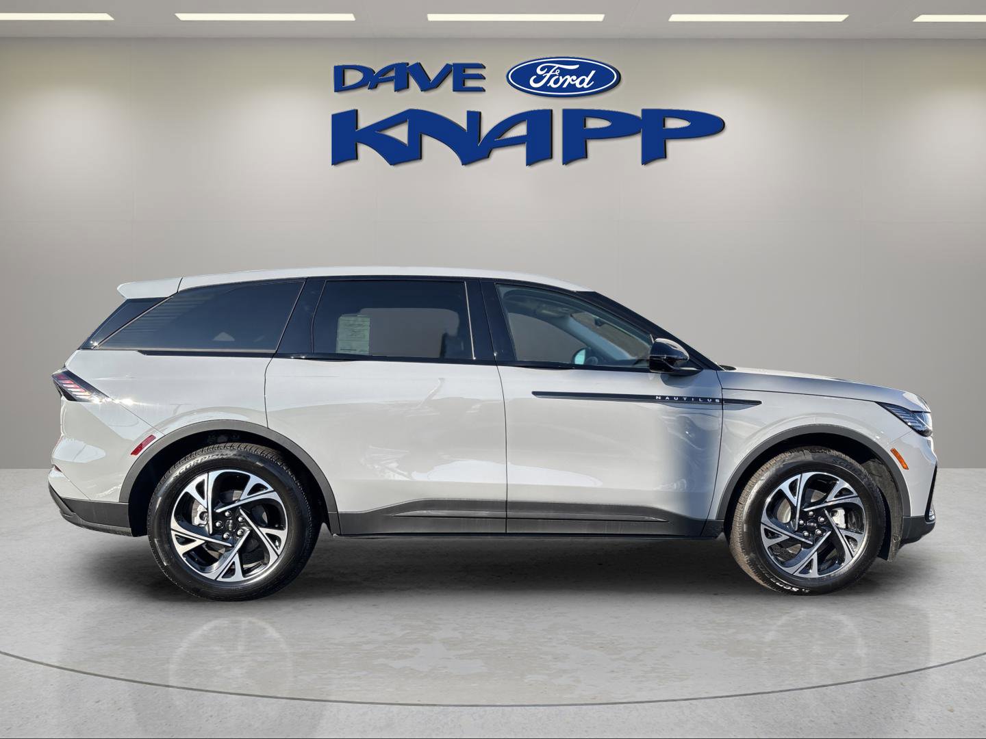 New 2026 Lincoln Nautilus Premier w/ Equipment Group 102A image 8