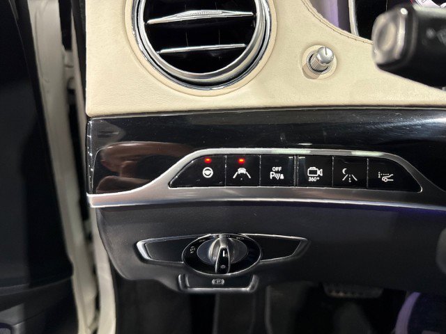 Used 2015 Mercedes-Benz S 63 AMG 4MATIC Sedan image 21