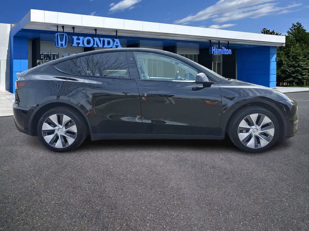 Used 2023 Tesla Model Y Long Range image 25