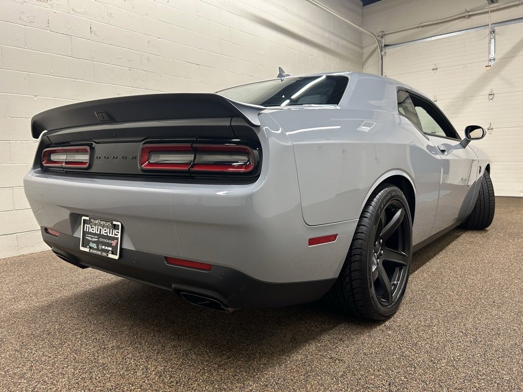 Used 2022 Dodge Challenger SRT Hellcat w/ Plus Package image 2