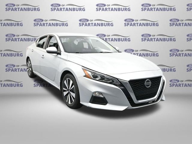 Used 2022 Nissan Altima 2.5 SV