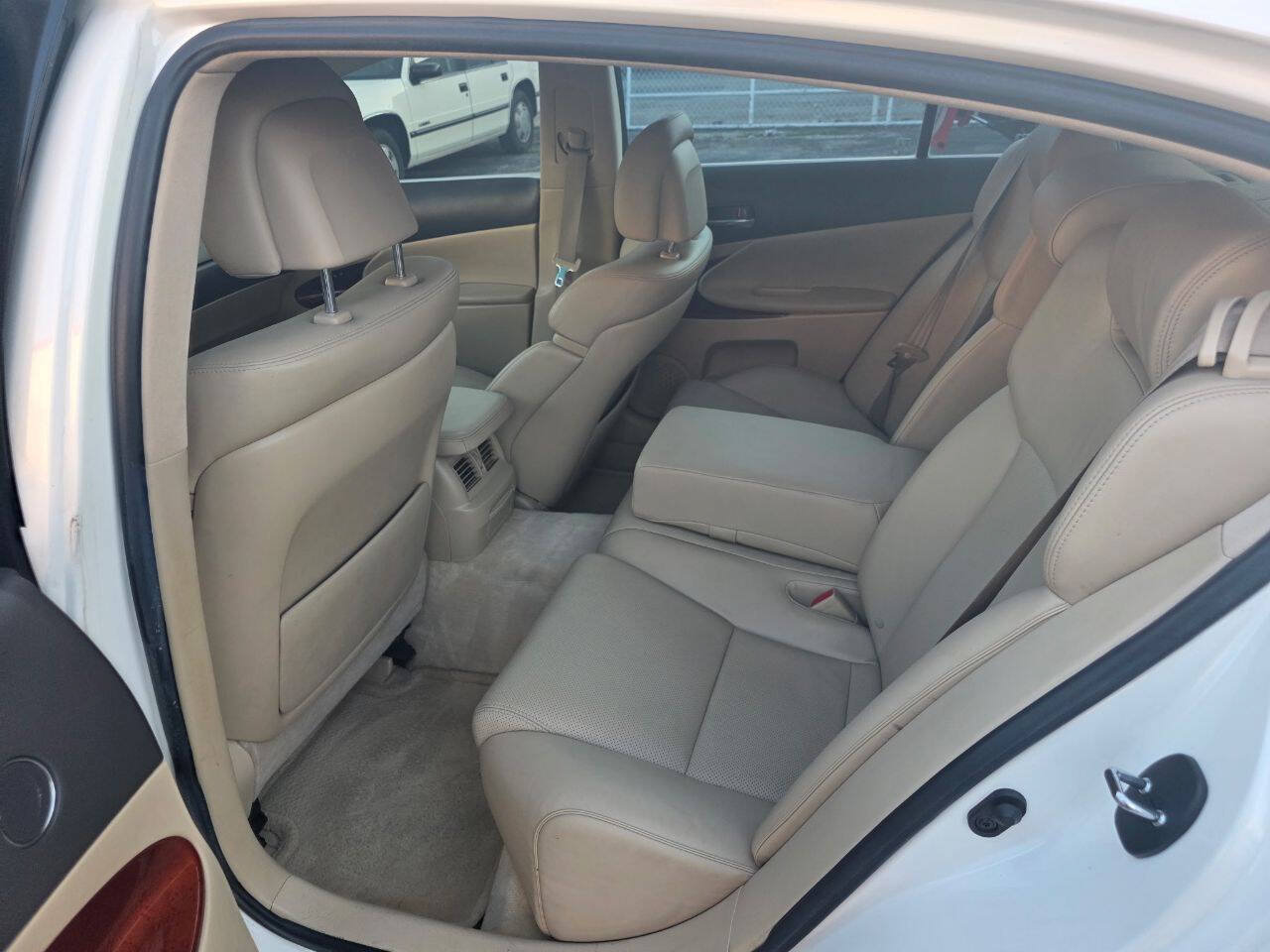 Used 2006 Lexus GS 300 w/ Preferred Accessory Pkg RWD image 18