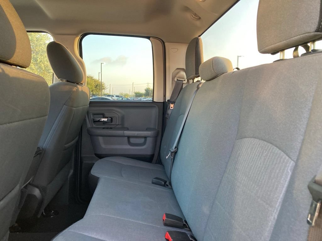 Used 2024 RAM 1500 Classic SLT AWD/4WD image 10