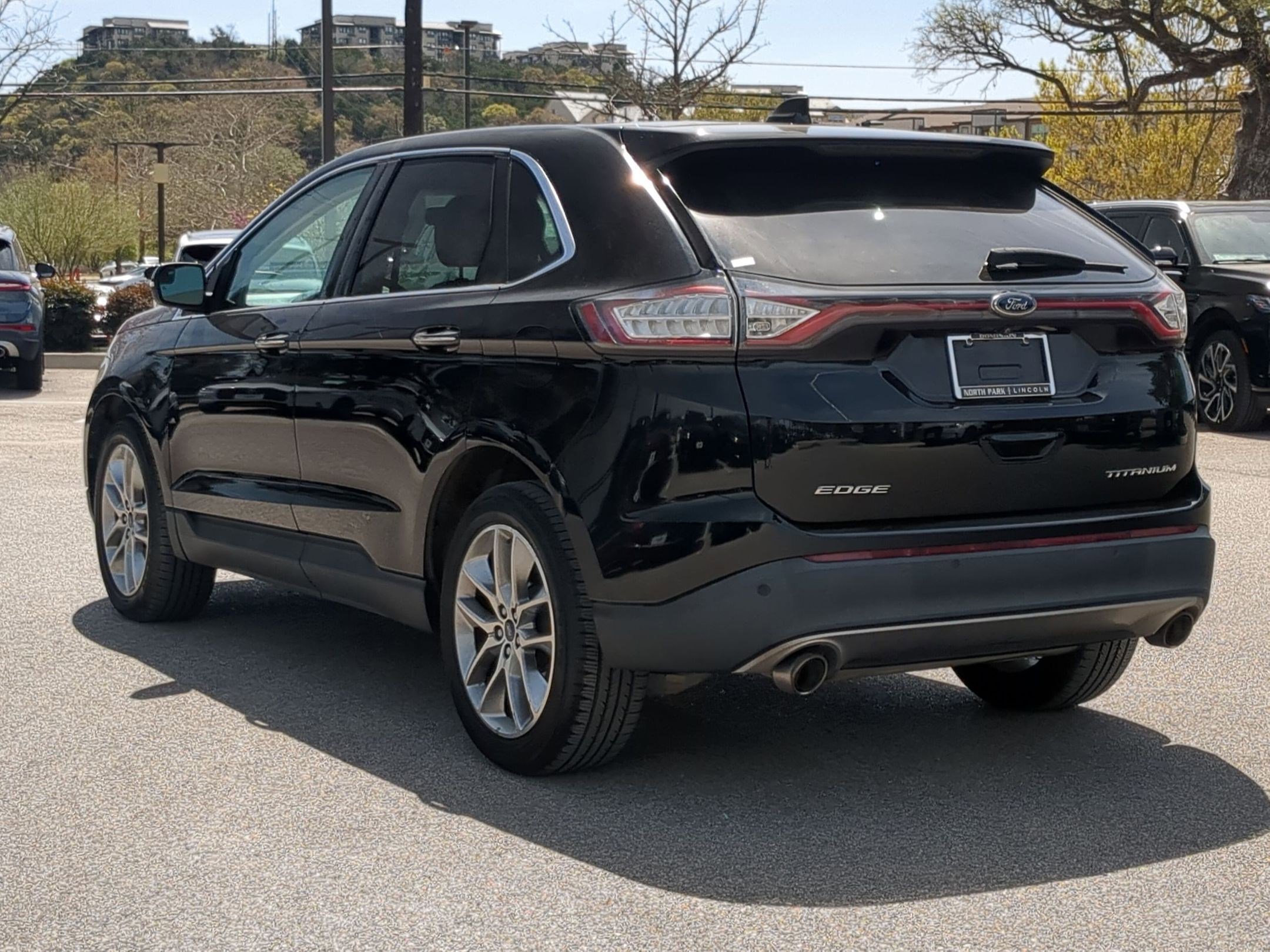 Used 2018 Ford Edge Titanium w/ Equipment Group 301A image 5