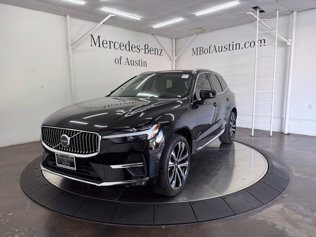 Used 2023 Volvo XC60 B5 Ultimate FWD image 3