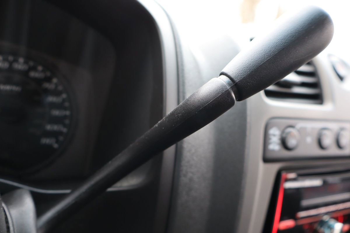 Used 2005 Chevrolet Colorado LS image 30