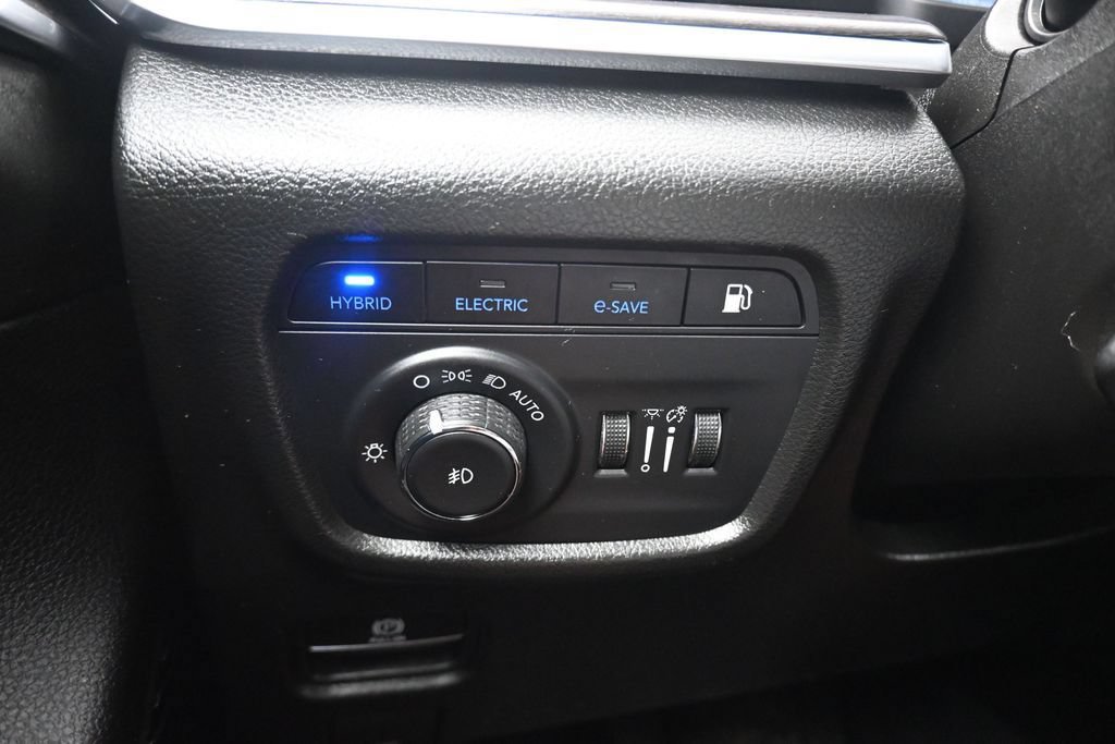 Used 2023 Jeep Grand Cherokee Overland w/ Advanced Protech Group III AWD/4WD image 35