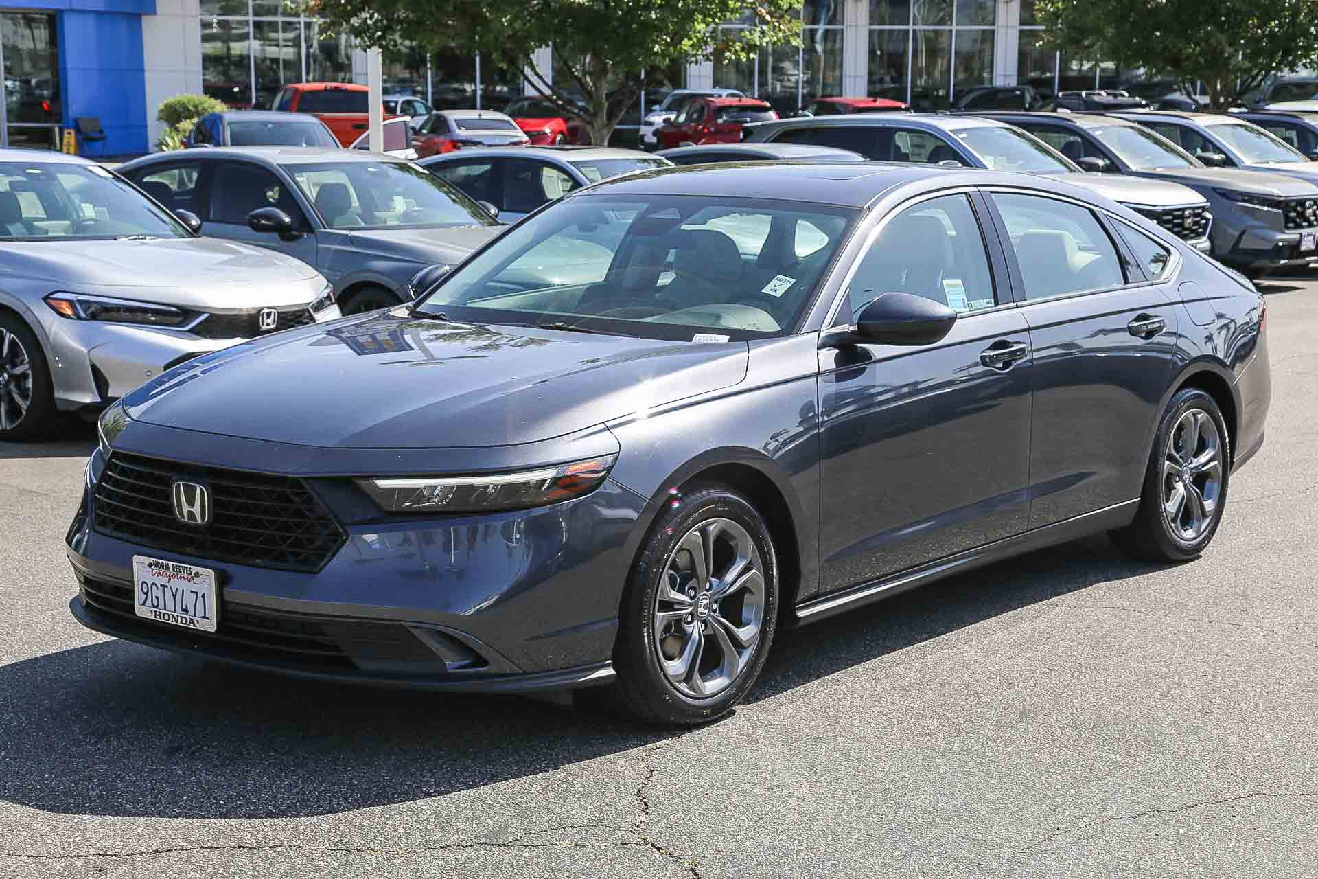 Certified 2023 Honda Accord EX image 3