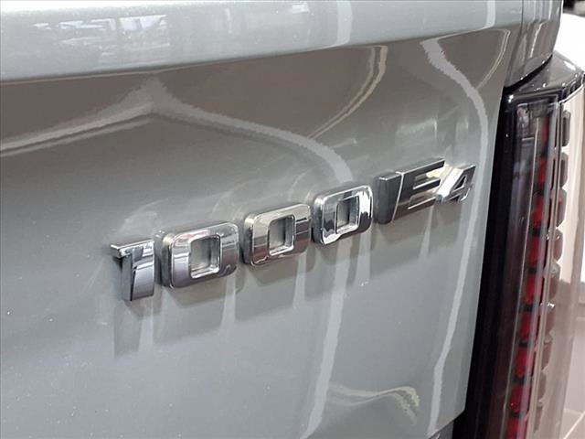 New 2025 Cadillac Escalade IQ Sport 2 image 20