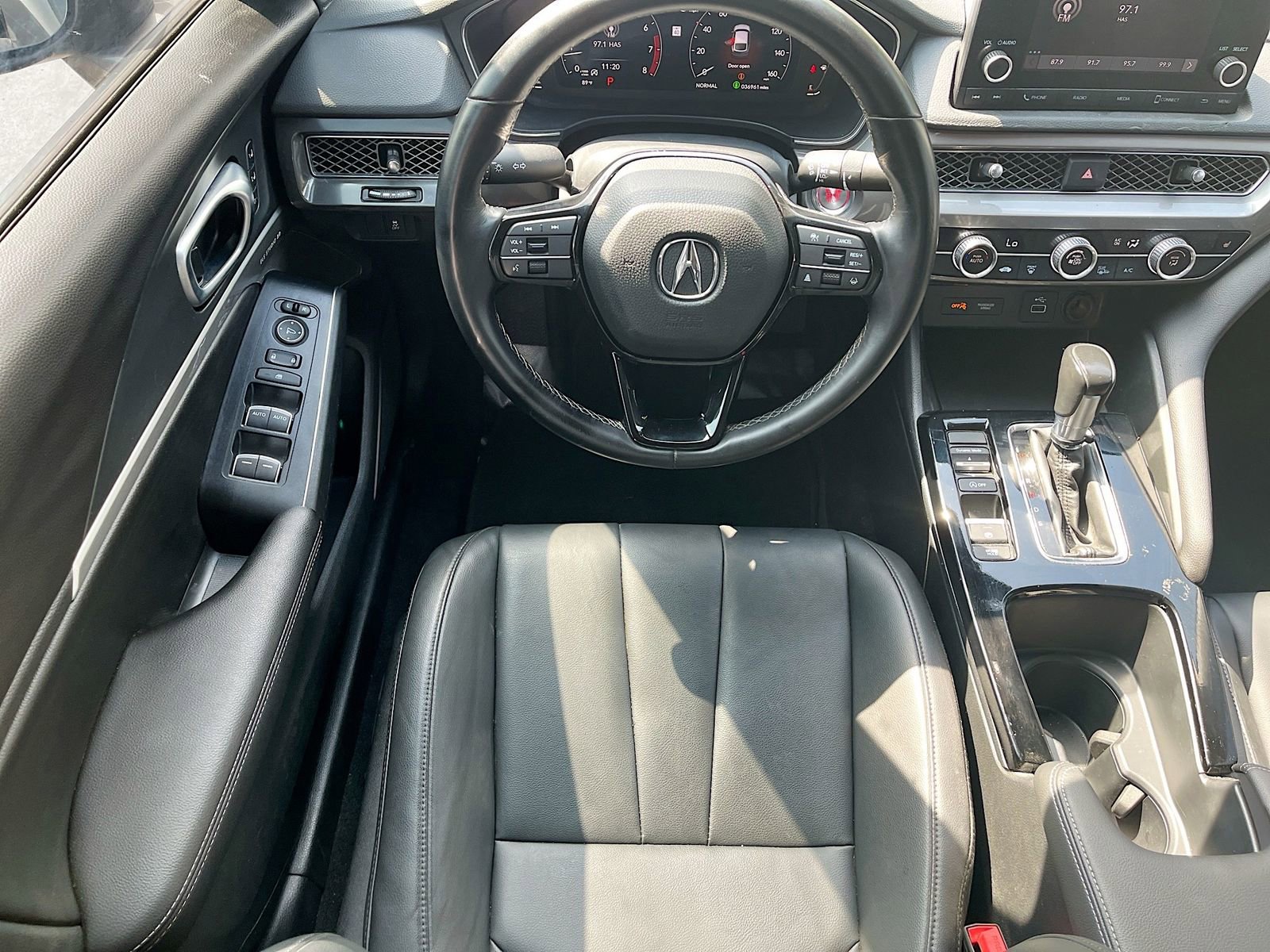 Used 2024 Acura Integra FWD image 23
