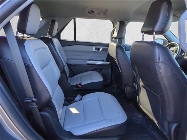 Certified 2021 Ford Explorer XLT w/ Equipment Group 202A image 16