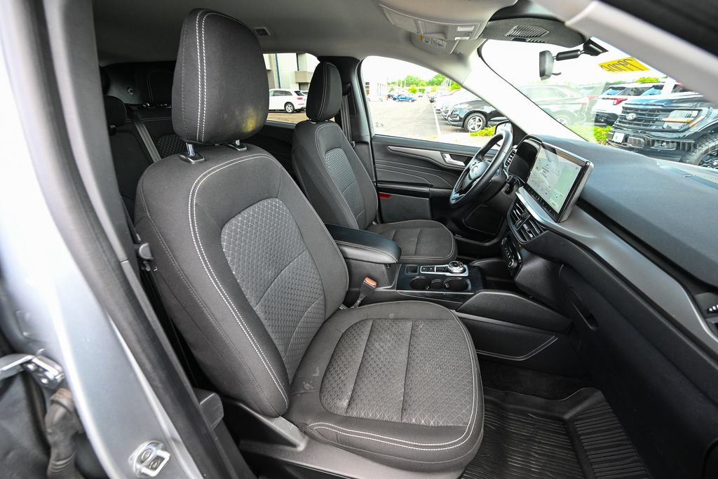 Used 2023 Ford Escape Active w/ Tech Pack #2 AWD/4WD image 25