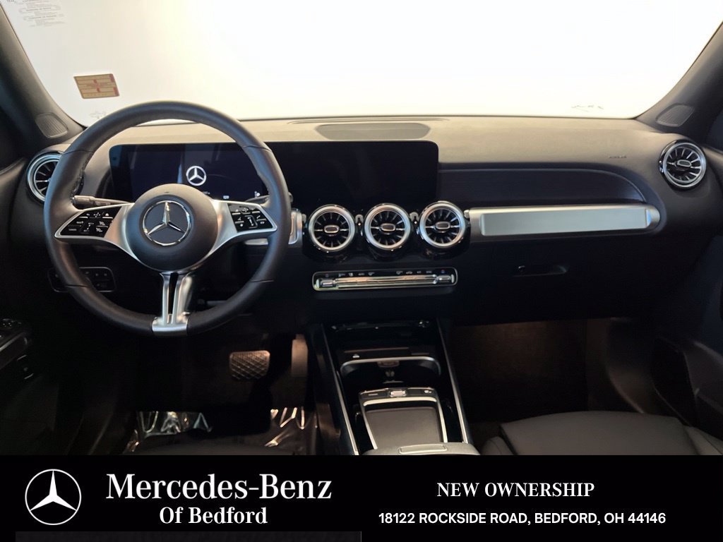 Used 2026 Mercedes-Benz GLB 250 4MATIC image 22