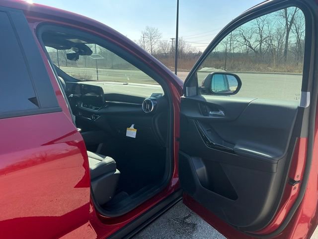 New 2026 Chevrolet Equinox LT w/ Convenience Package II image 16